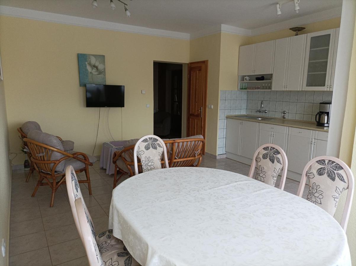 Lazar Apartmanok Hévíz Exterior foto