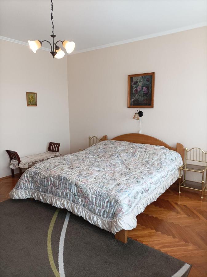 Lazar Apartmanok Hévíz Exterior foto