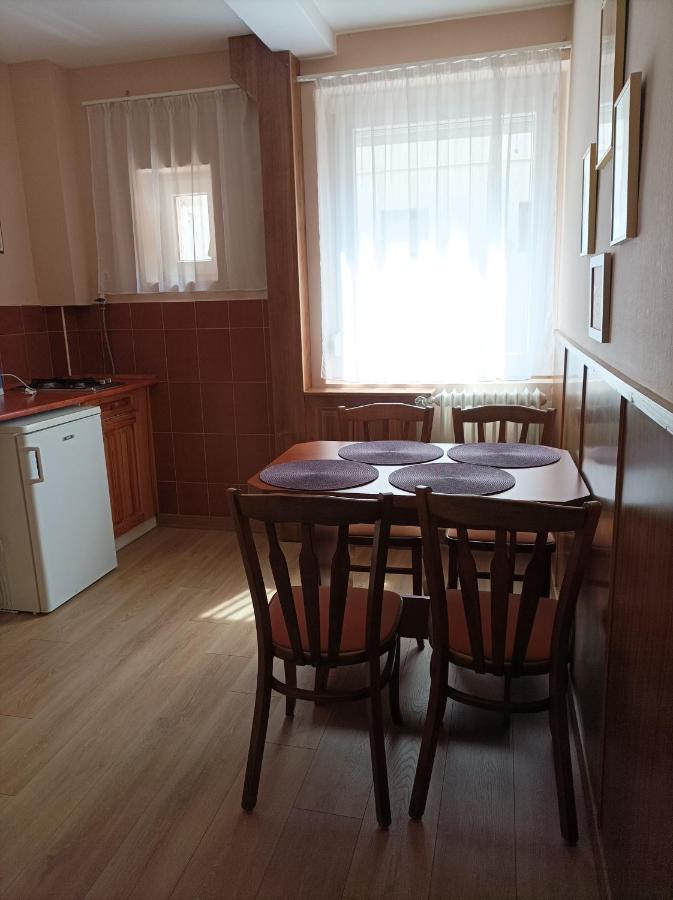 Lazar Apartmanok Hévíz Exterior foto